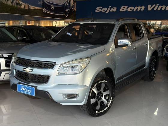 CHEVROLET S10 2.4 LTZ 4X2 CD 8V FLEX 4P MANUAL CHEVROLET S10 2.4 LTZ 4X2 CD 8V FLEX 4P MANUAL